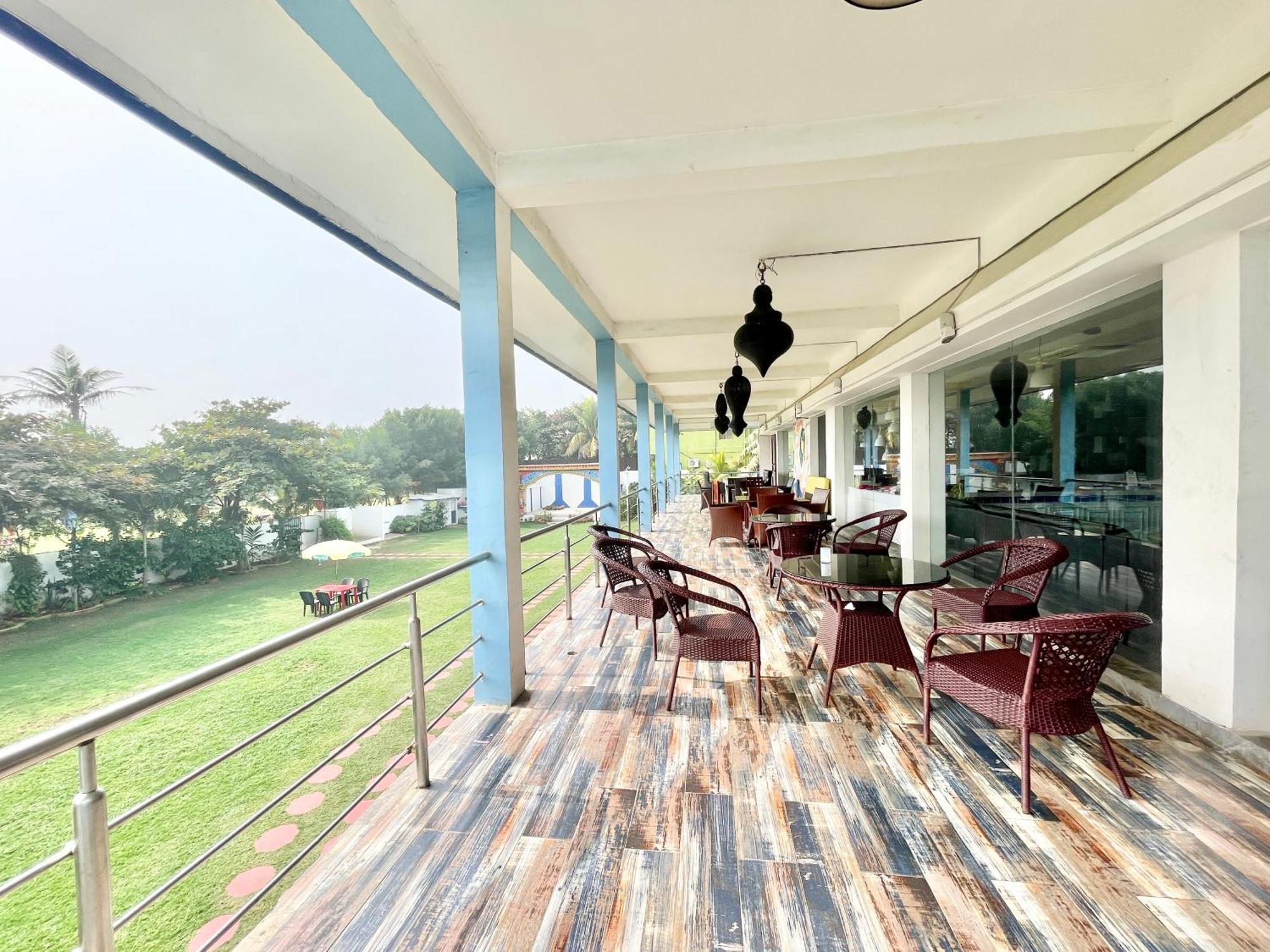 Hotel V-I Near Sea , Puri Private-Park -Gym-Spa Fully-Airconditioned-Hotel Lift-And-Parking-Facilities Breakfast-Included Eksteriør billede