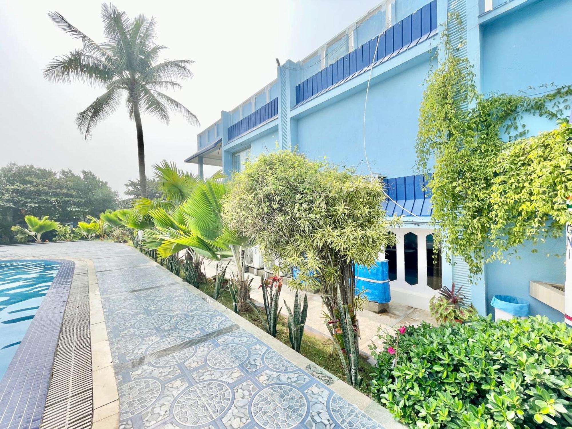 Hotel V-I Near Sea , Puri Private-Park -Gym-Spa Fully-Airconditioned-Hotel Lift-And-Parking-Facilities Breakfast-Included Eksteriør billede