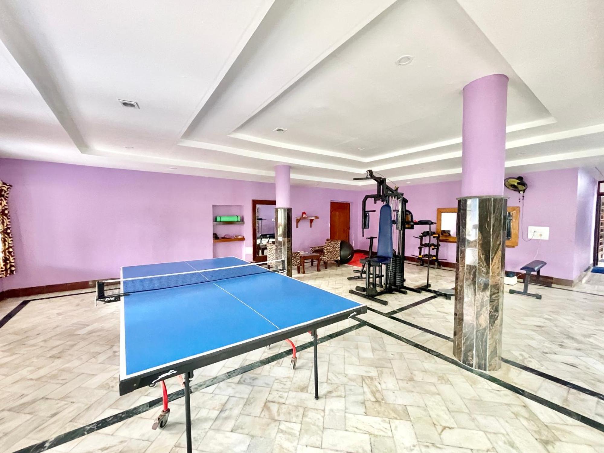 Hotel V-I Near Sea , Puri Private-Park -Gym-Spa Fully-Airconditioned-Hotel Lift-And-Parking-Facilities Breakfast-Included Eksteriør billede
